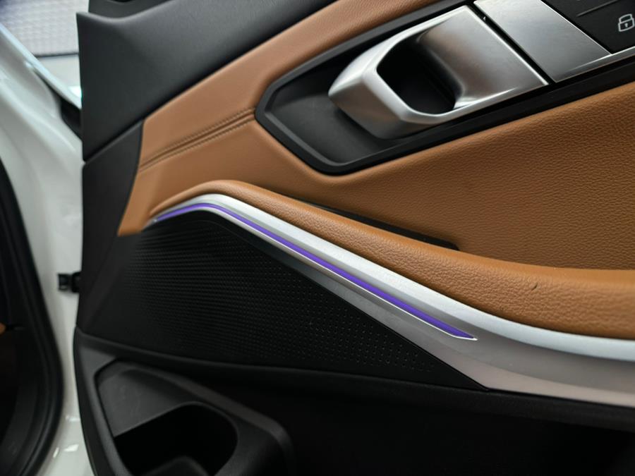 2021 BMW 3-Series 330i xDrive Sedan North Americ photo