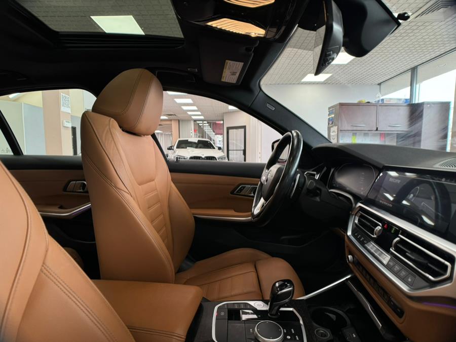 2021 BMW 3-Series 330i xDrive Sedan North Americ photo