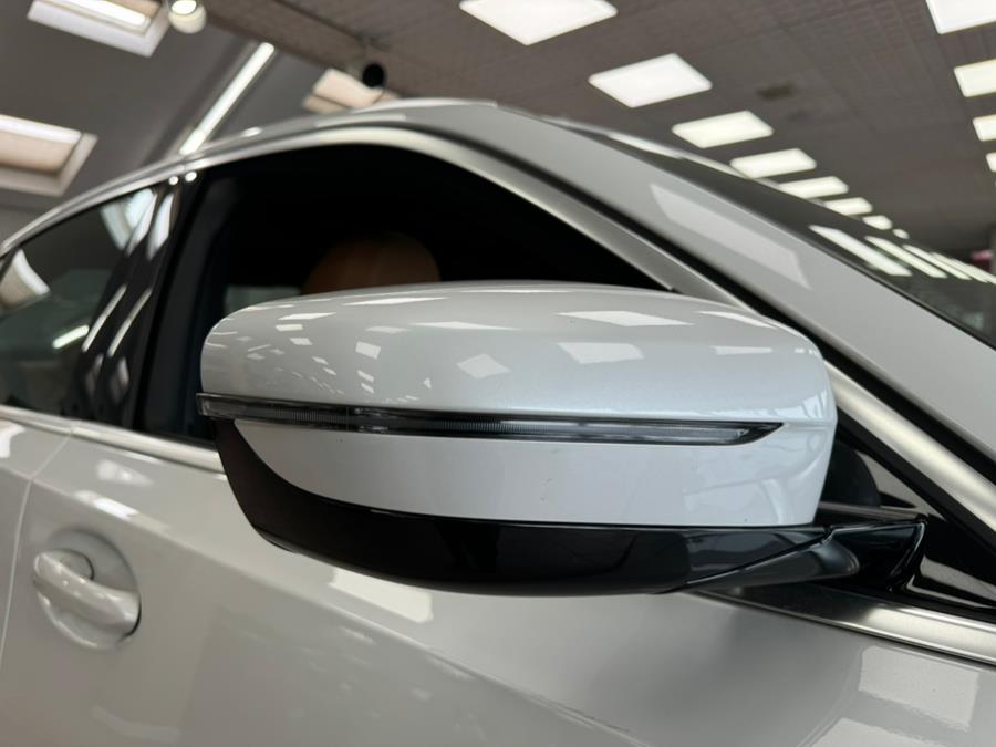 2021 BMW 3-Series 330i xDrive Sedan North Americ photo