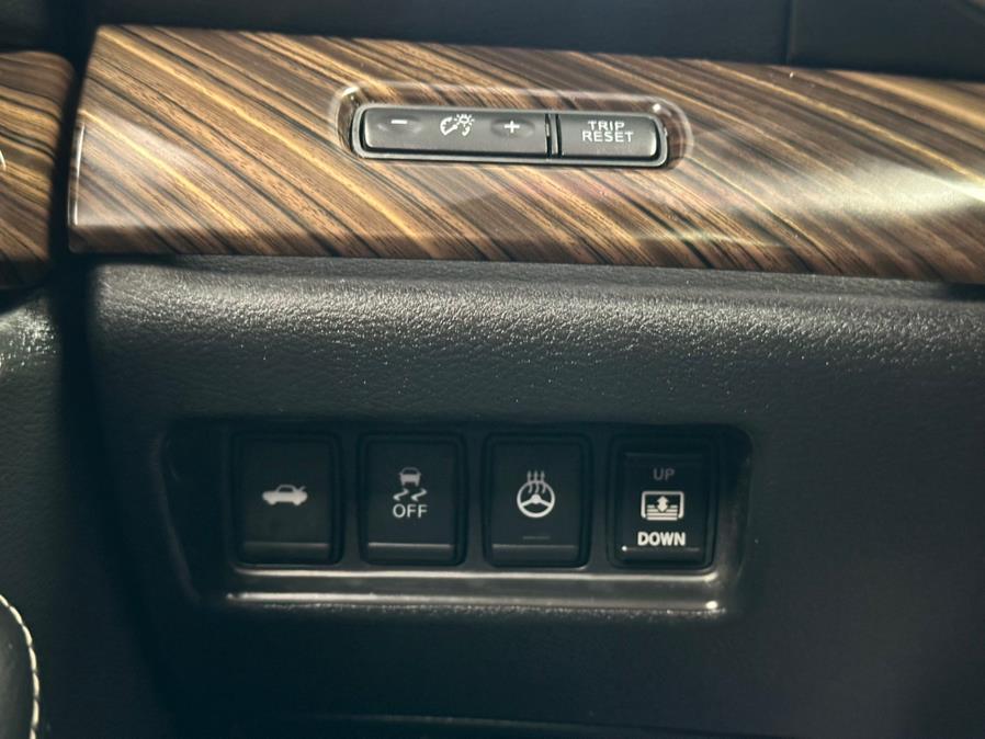 2017 Nissan Maxima PLATINUM photo