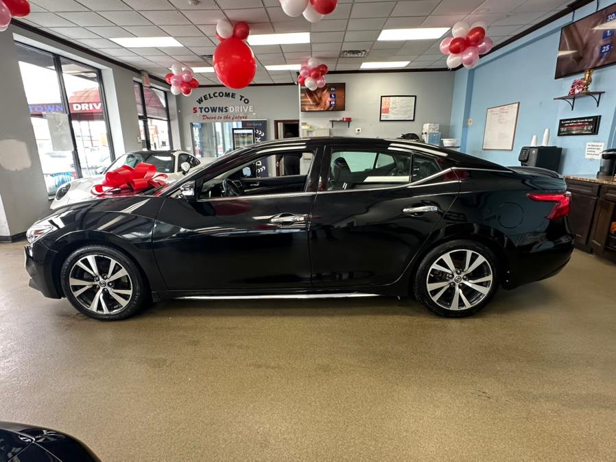 2017 Nissan Maxima PLATINUM photo