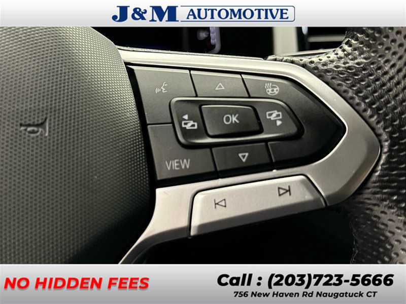 2022 Volkswagen Atlas Cross Sport 3.6L V6 SEL R-Line photo