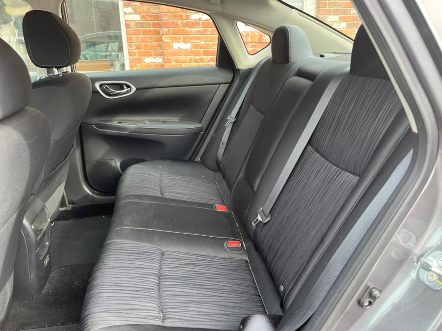 2019 Nissan Sentra S CVT photo