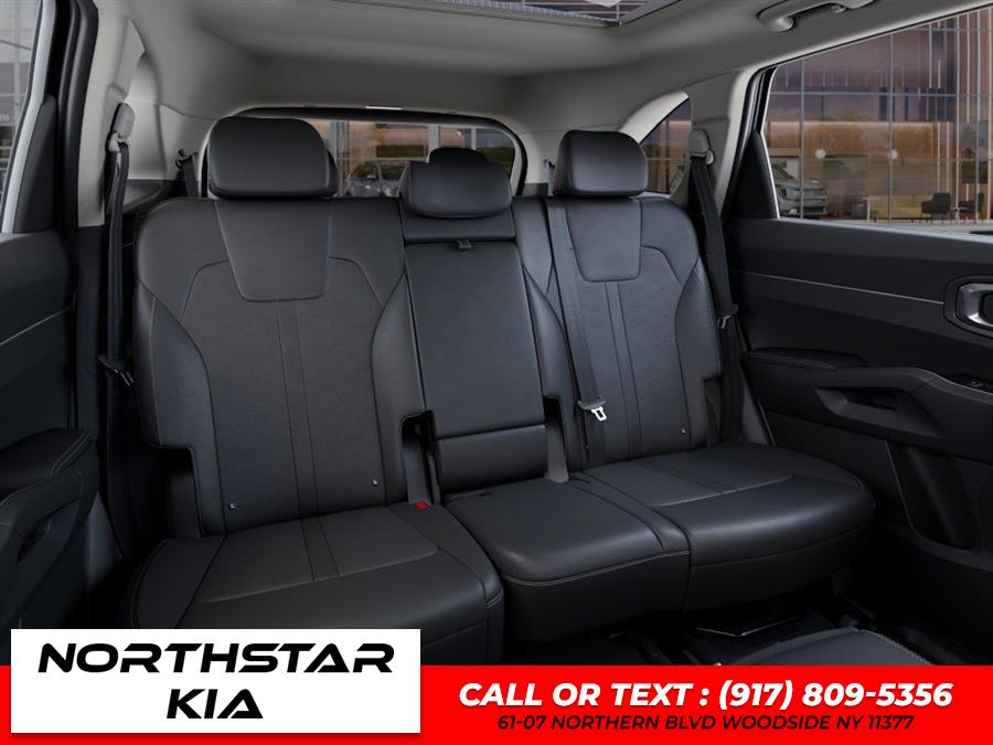 2025 Kia Sorento S photo