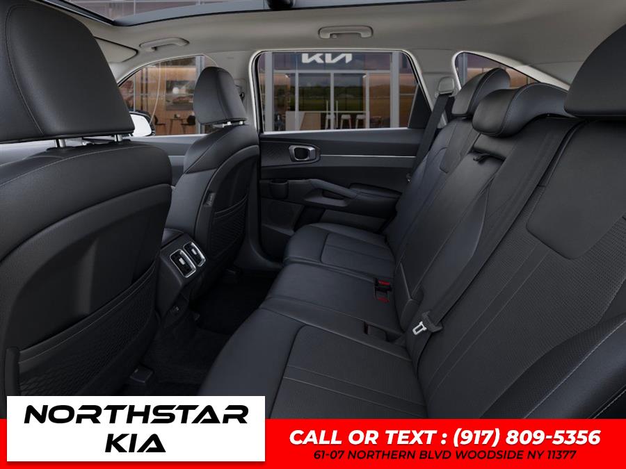 2025 Kia Sorento S photo