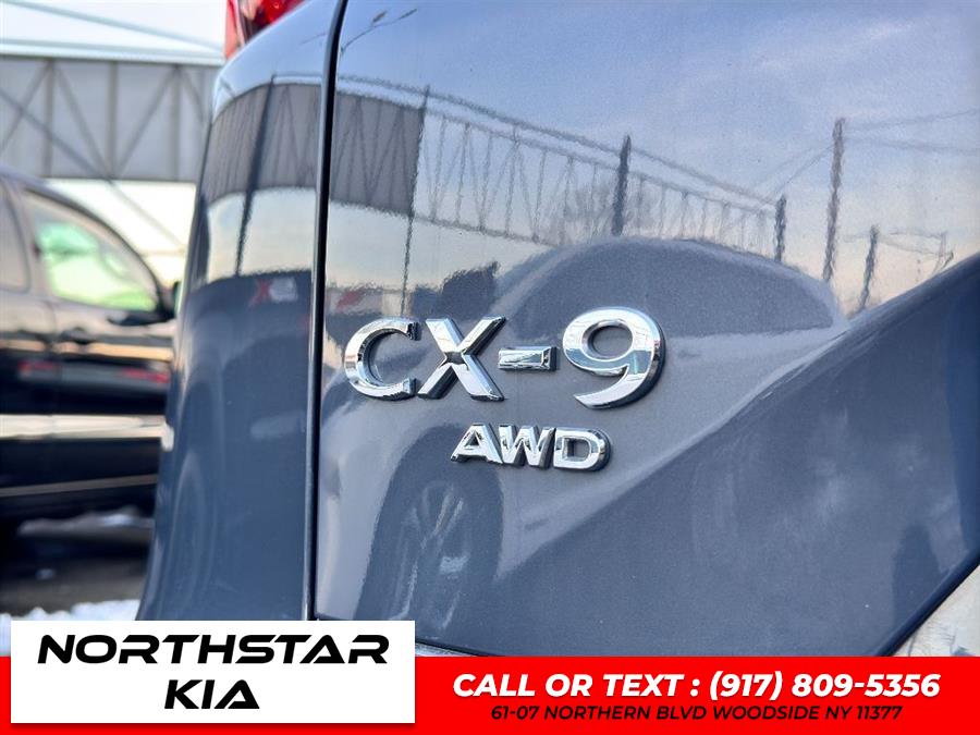 2022 Mazda CX-9 Carbon Edition photo