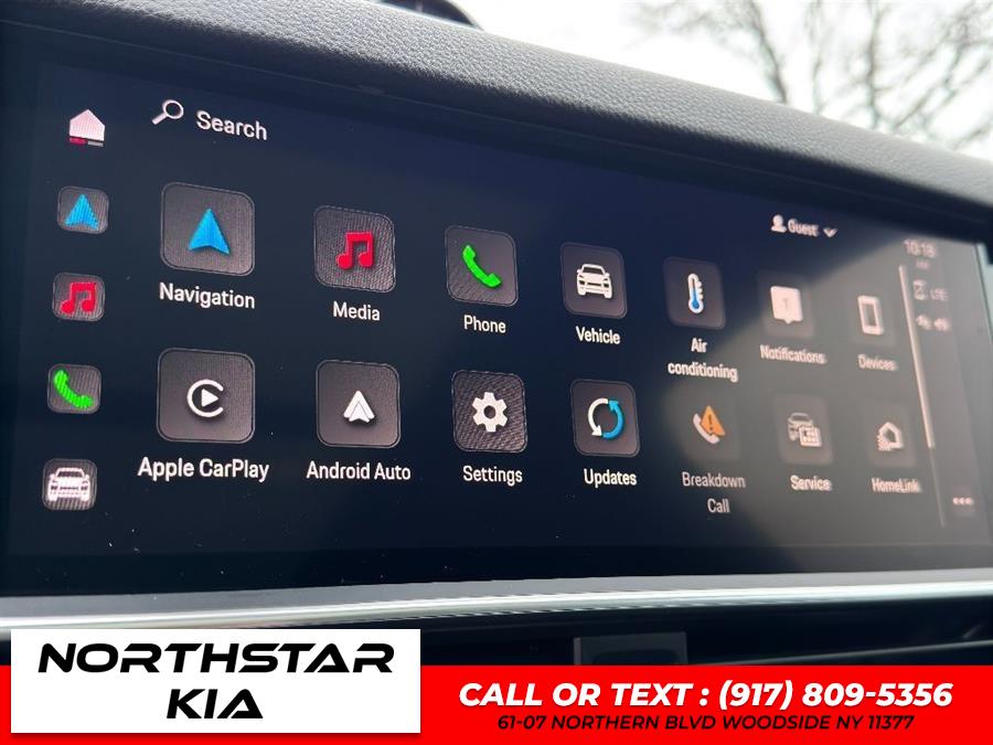 2022 Porsche Cayenne Base (Tiptronic) photo