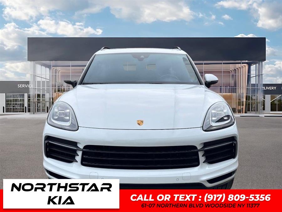 2022 Porsche Cayenne Base (Tiptronic) photo