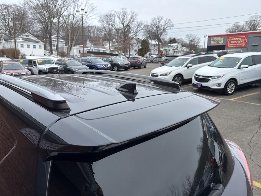 2017 Toyota RAV4 Hybrid Limited AWD photo