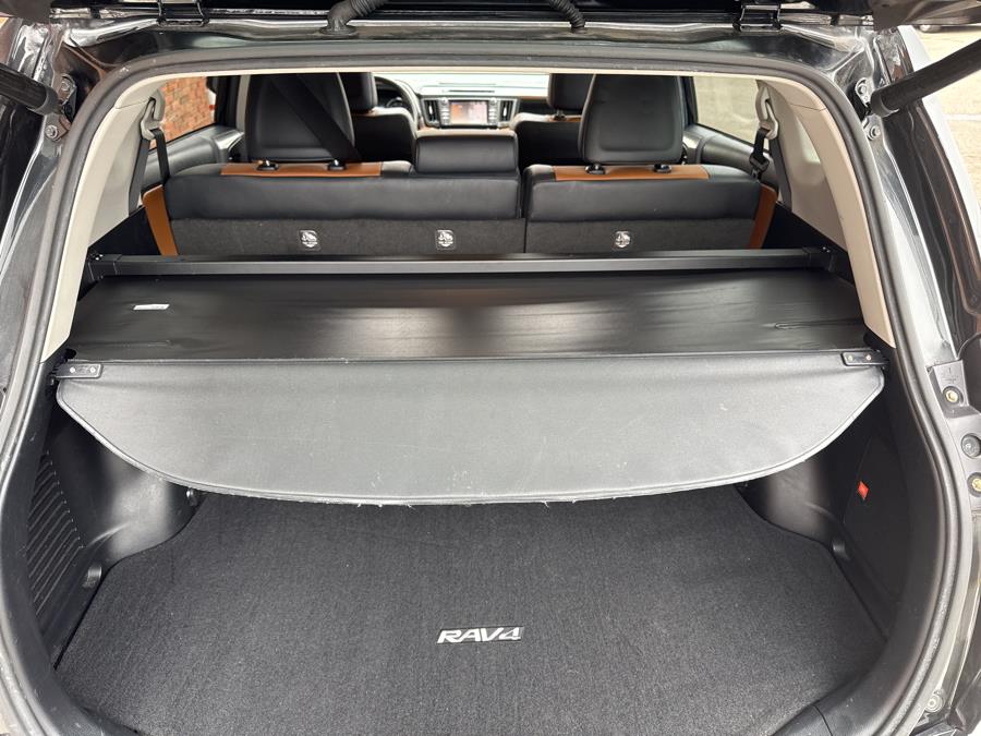 2017 Toyota RAV4 Hybrid Limited AWD photo
