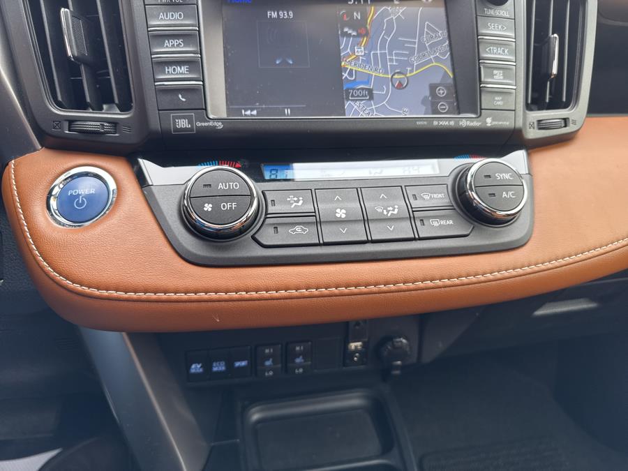 2017 Toyota RAV4 Hybrid Limited AWD photo