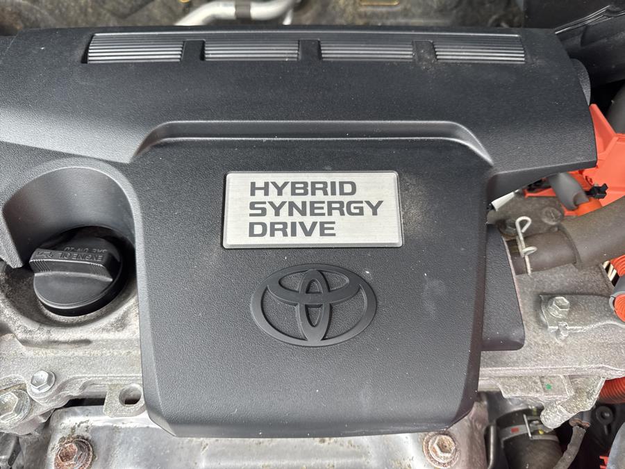 2017 Toyota RAV4 Hybrid Limited AWD photo