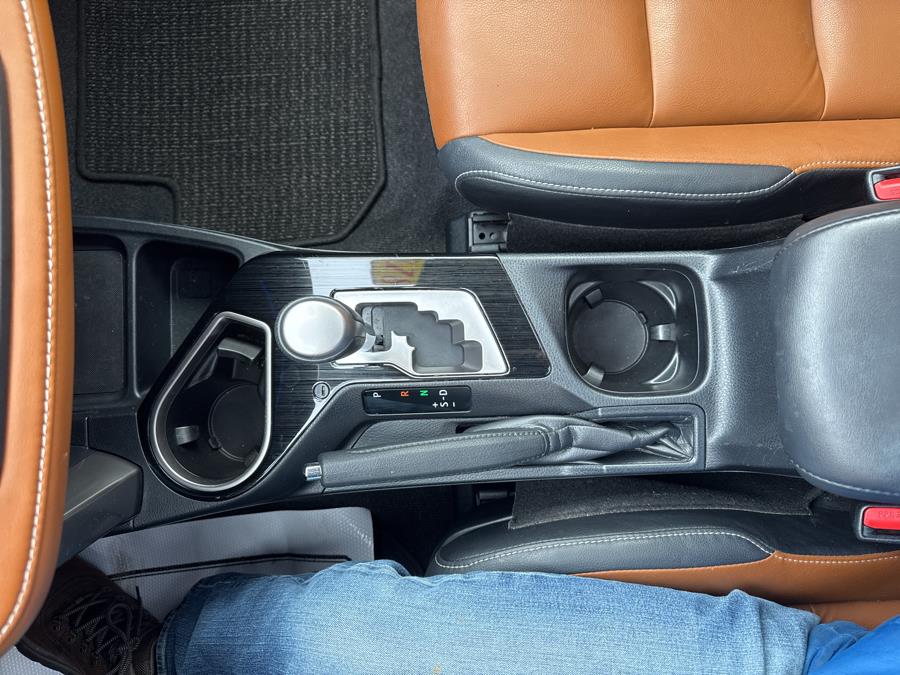 2017 Toyota RAV4 Hybrid Limited AWD photo