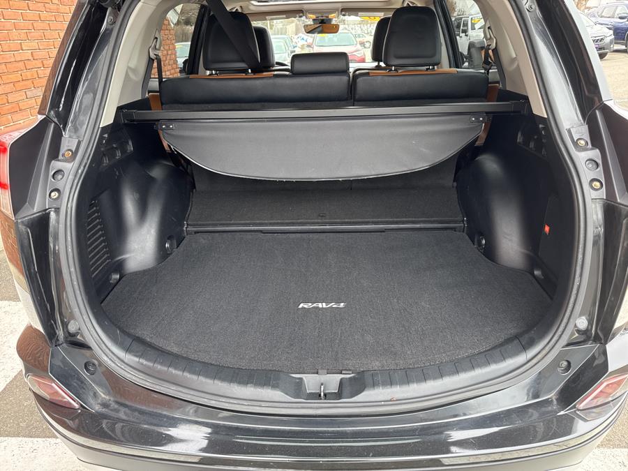 2017 Toyota RAV4 Hybrid Limited AWD photo