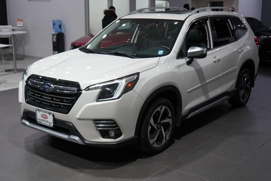 2022 Subaru Forester Touring photo
