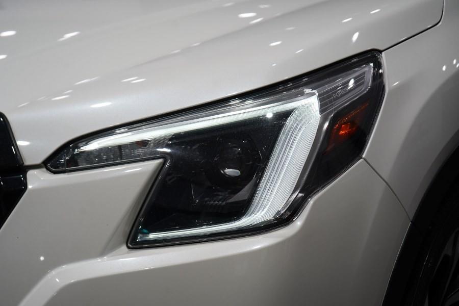 2022 Subaru Forester Touring photo