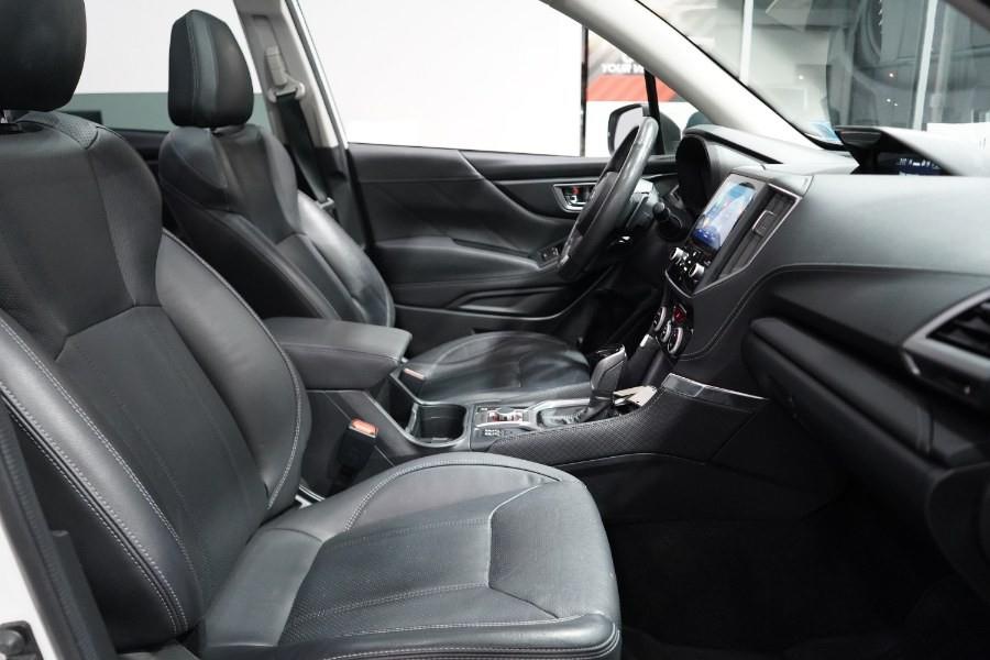 2022 Subaru Forester Touring photo