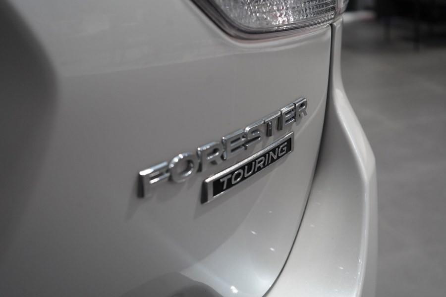 2022 Subaru Forester Touring photo