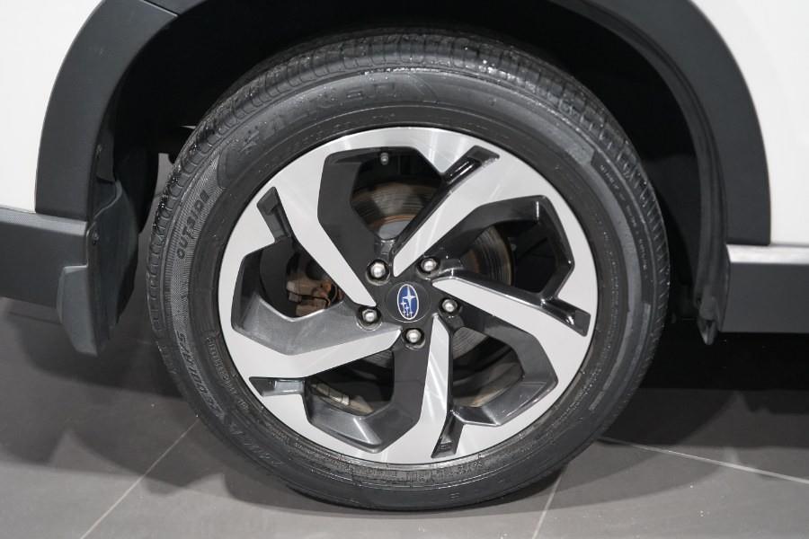 2022 Subaru Forester Touring photo