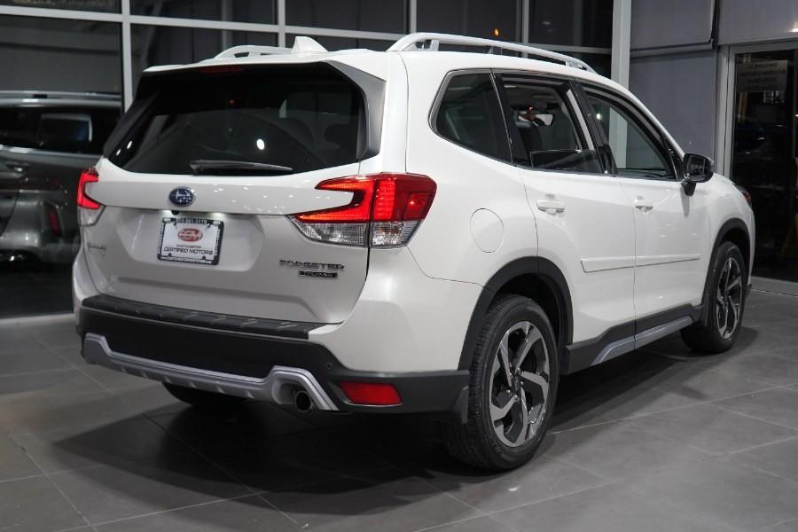 2022 Subaru Forester Touring photo