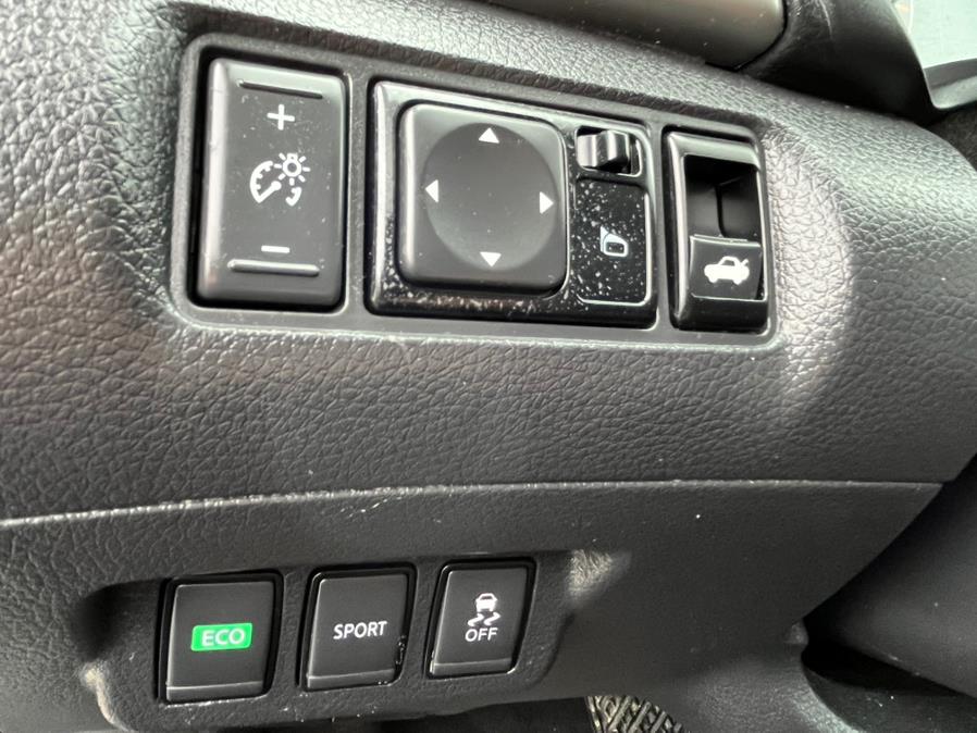 2017 Nissan Sentra SR CVT photo