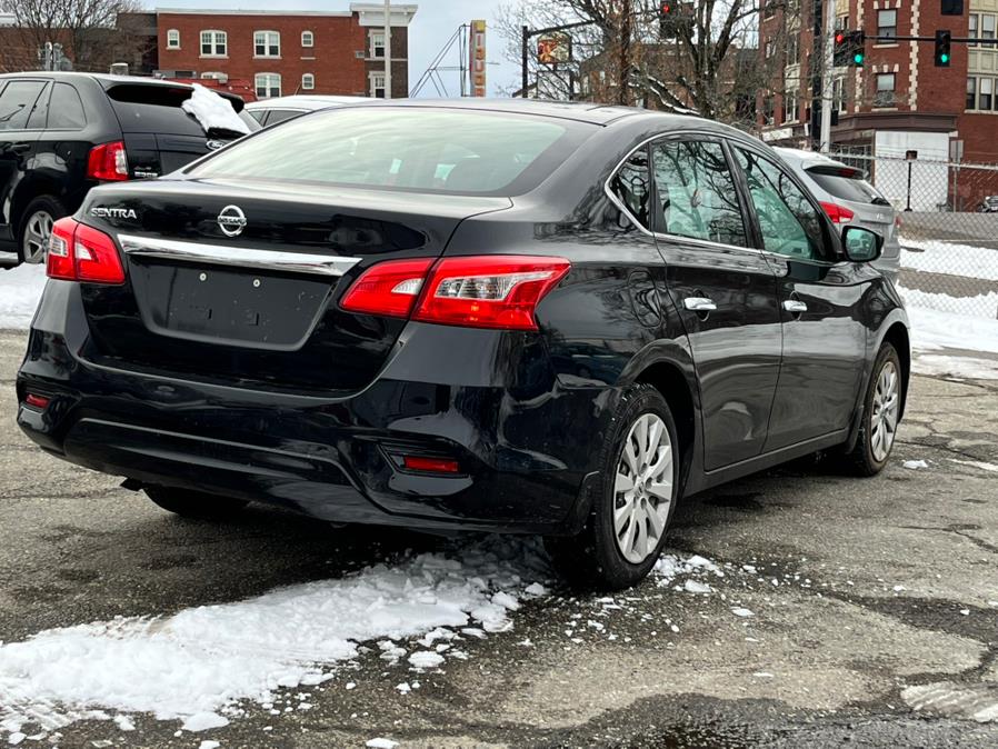 2017 Nissan Sentra SR CVT photo
