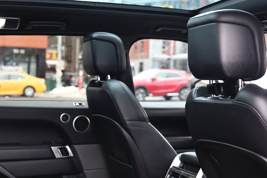 2018 Land Rover Range Rover Sport V6 Supercharged SE photo
