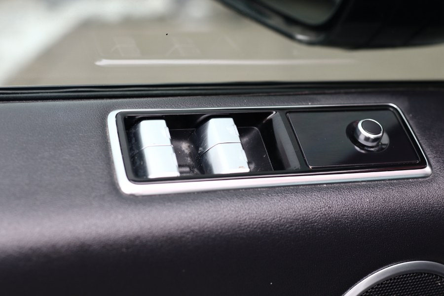 2018 Land Rover Range Rover Sport V6 Supercharged SE photo