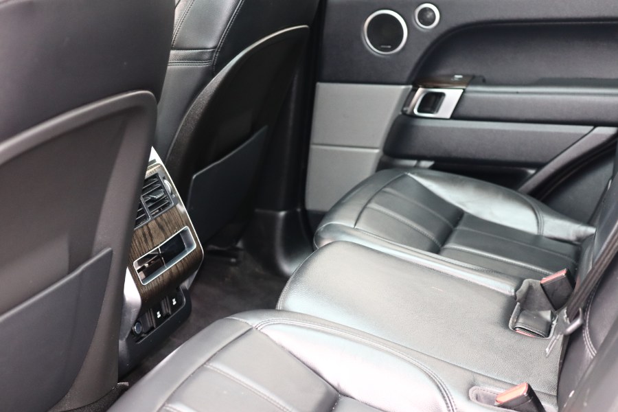 2018 Land Rover Range Rover Sport V6 Supercharged SE photo