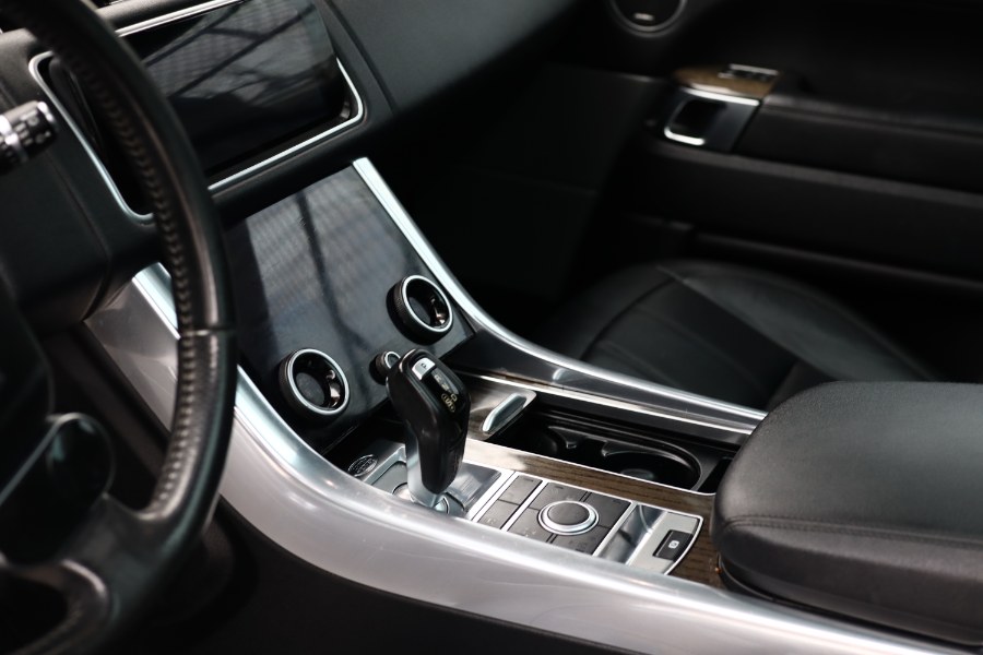 2018 Land Rover Range Rover Sport V6 Supercharged SE photo
