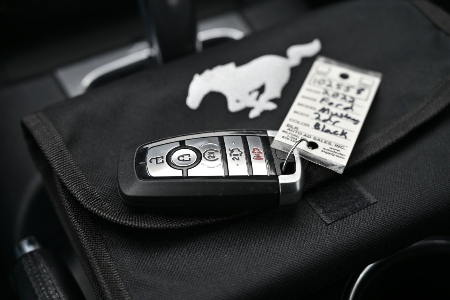 2022 Ford Mustang EcoBoost Premium Convertible photo