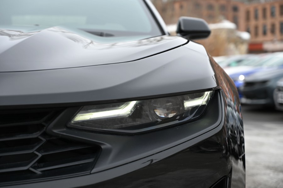 2023 Chevrolet Camaro 2dr Cpe 1LT photo