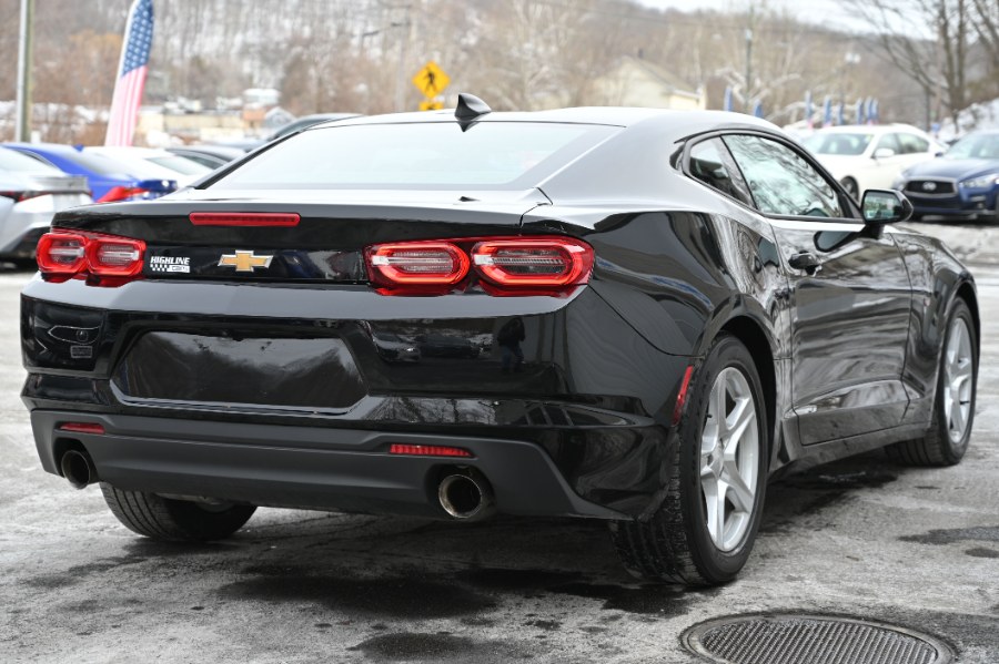 2023 Chevrolet Camaro 2dr Cpe 1LT photo
