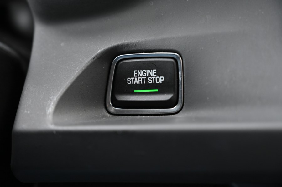 2023 Chevrolet Camaro 2dr Cpe 1LT photo