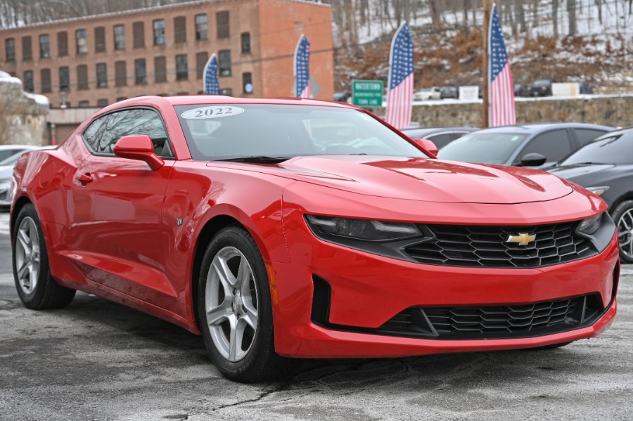 2022 Chevrolet Camaro 2dr Cpe 1LT photo