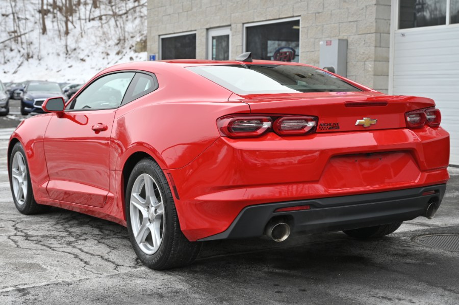 2022 Chevrolet Camaro 2dr Cpe 1LT photo