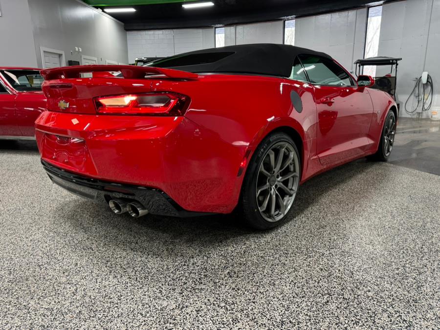 2016 Chevrolet Camaro 2dr Conv 2SS photo