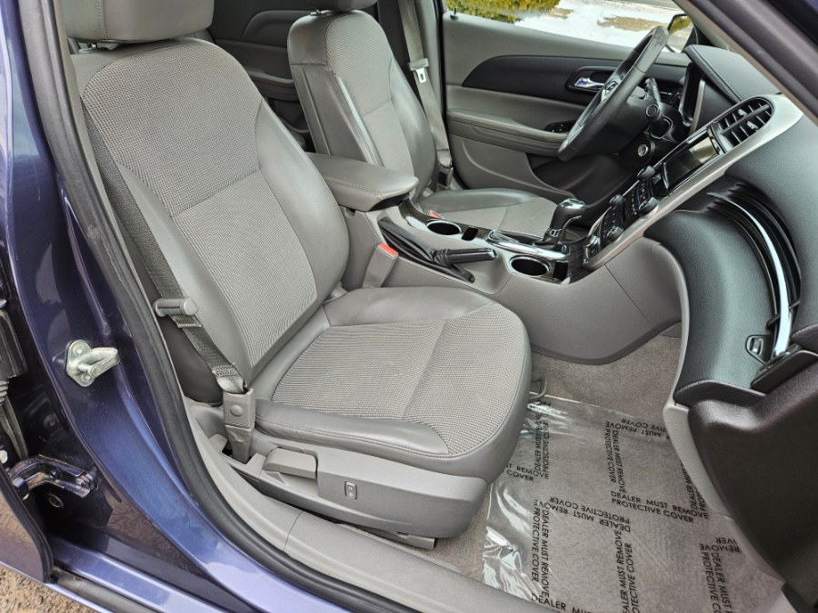 2014 Chevrolet Malibu LT photo