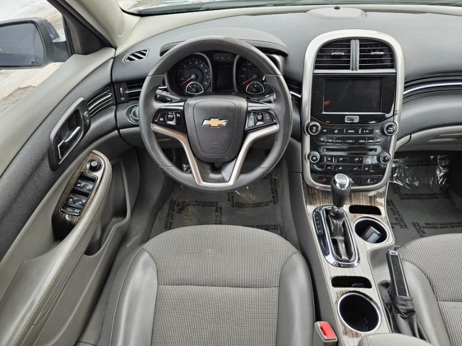 2014 Chevrolet Malibu LT photo