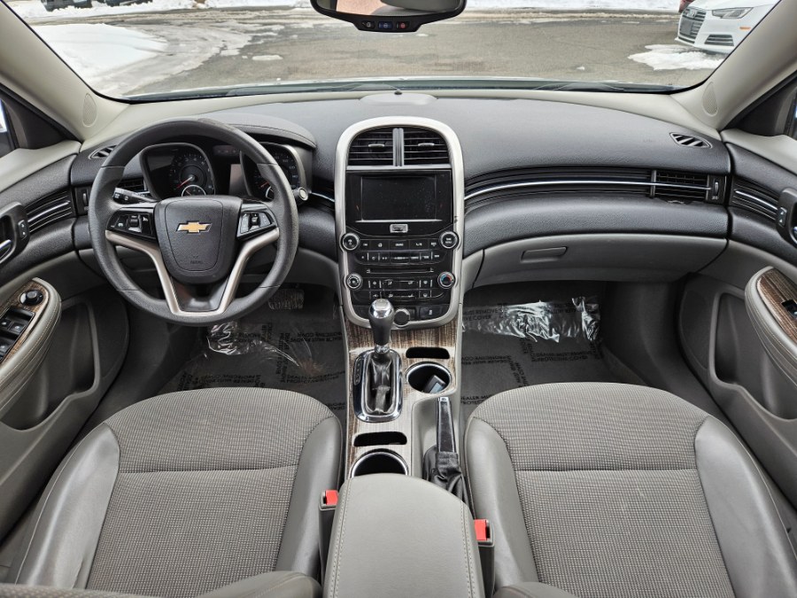 2014 Chevrolet Malibu LT photo