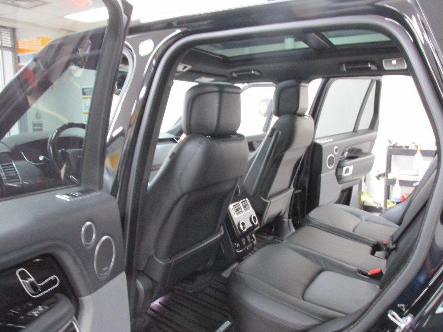 2018 Land Rover Range Rover V6 Supercharged HSE SWB photo