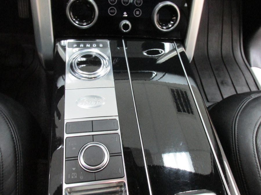 2018 Land Rover Range Rover V6 Supercharged HSE SWB photo
