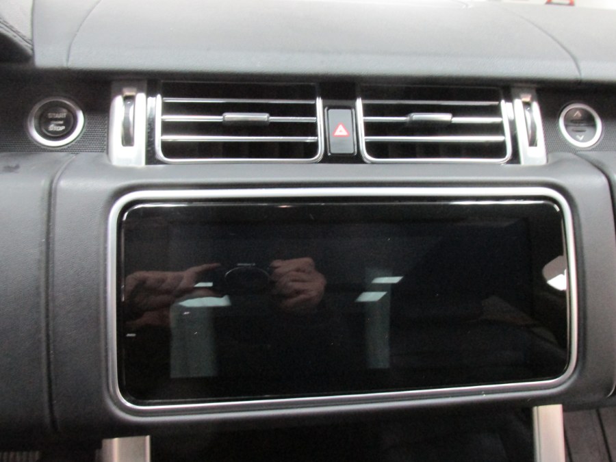 2018 Land Rover Range Rover V6 Supercharged HSE SWB photo