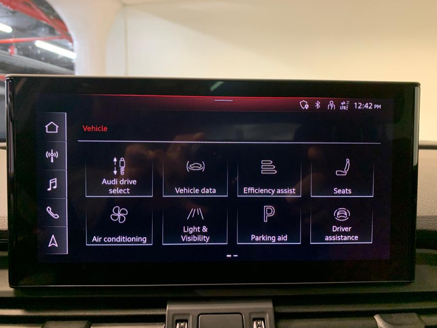 2022 Audi SQ5 Premium Plus 3.0 TFSI quattro photo