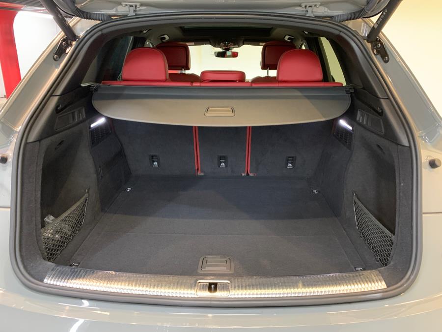 2022 Audi SQ5 Premium Plus 3.0 TFSI quattro photo