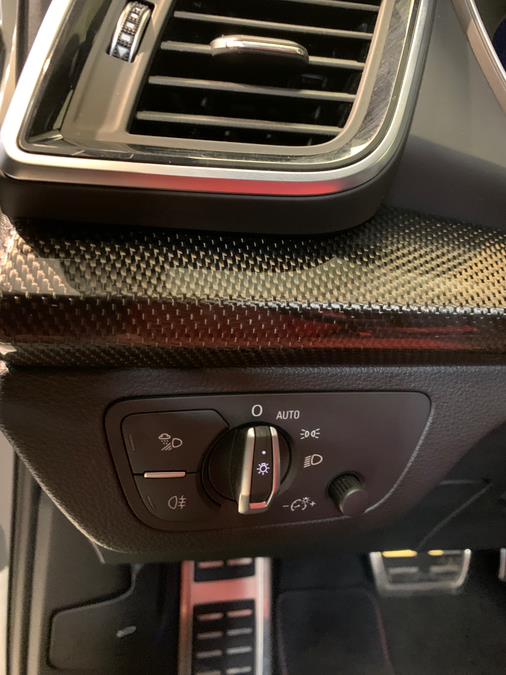 2022 Audi SQ5 Premium Plus 3.0 TFSI quattro photo