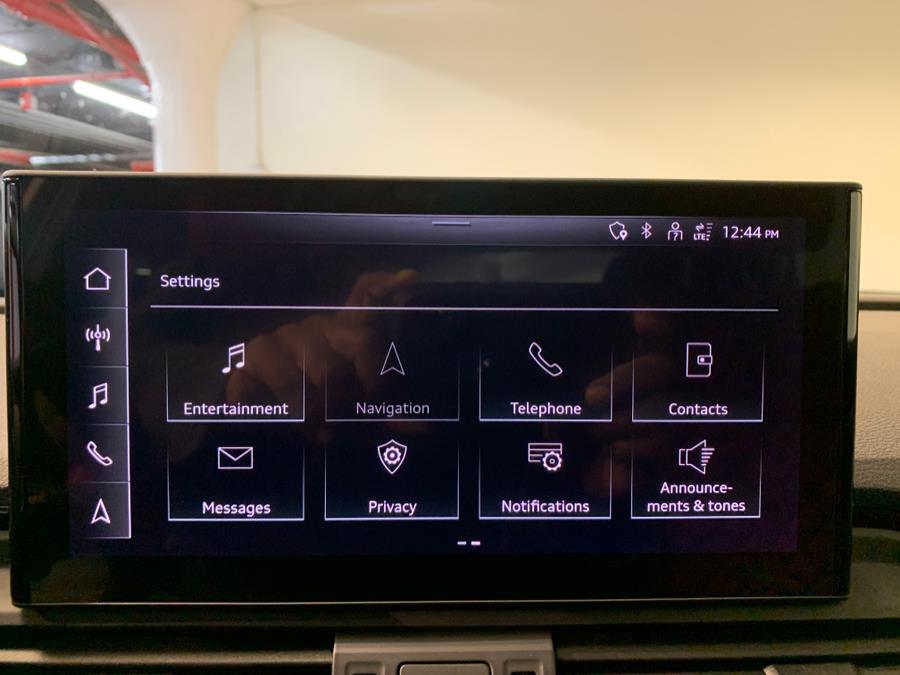 2022 Audi SQ5 Premium Plus 3.0 TFSI quattro photo