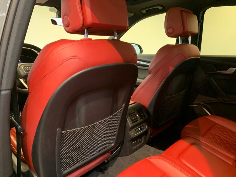 2022 Audi SQ5 Premium Plus 3.0 TFSI quattro photo