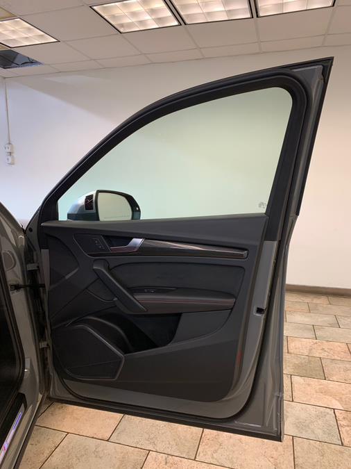 2022 Audi SQ5 Premium Plus 3.0 TFSI quattro photo