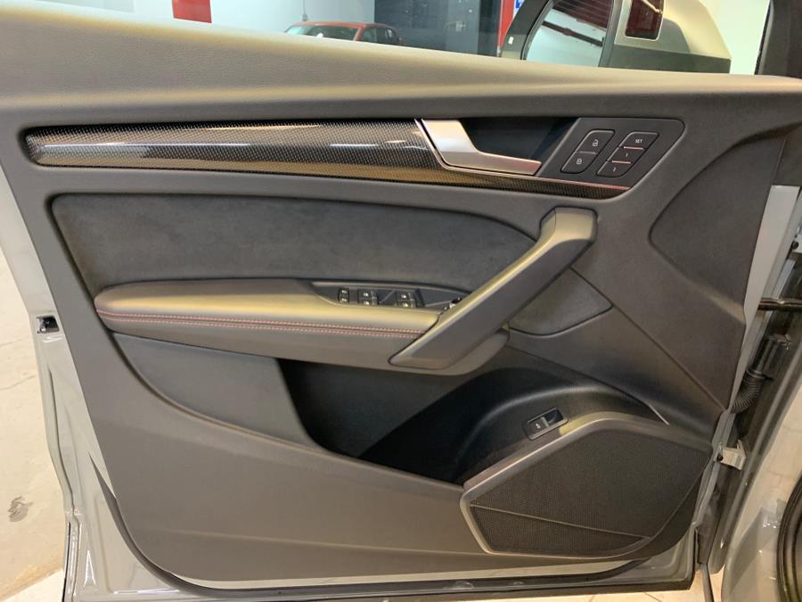 2022 Audi SQ5 Premium Plus 3.0 TFSI quattro photo